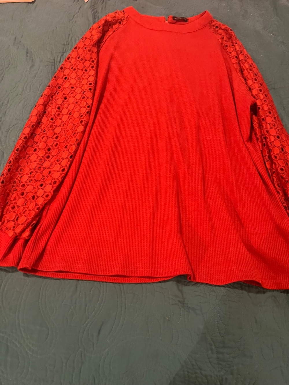 Blouses - Picture 5 of 16